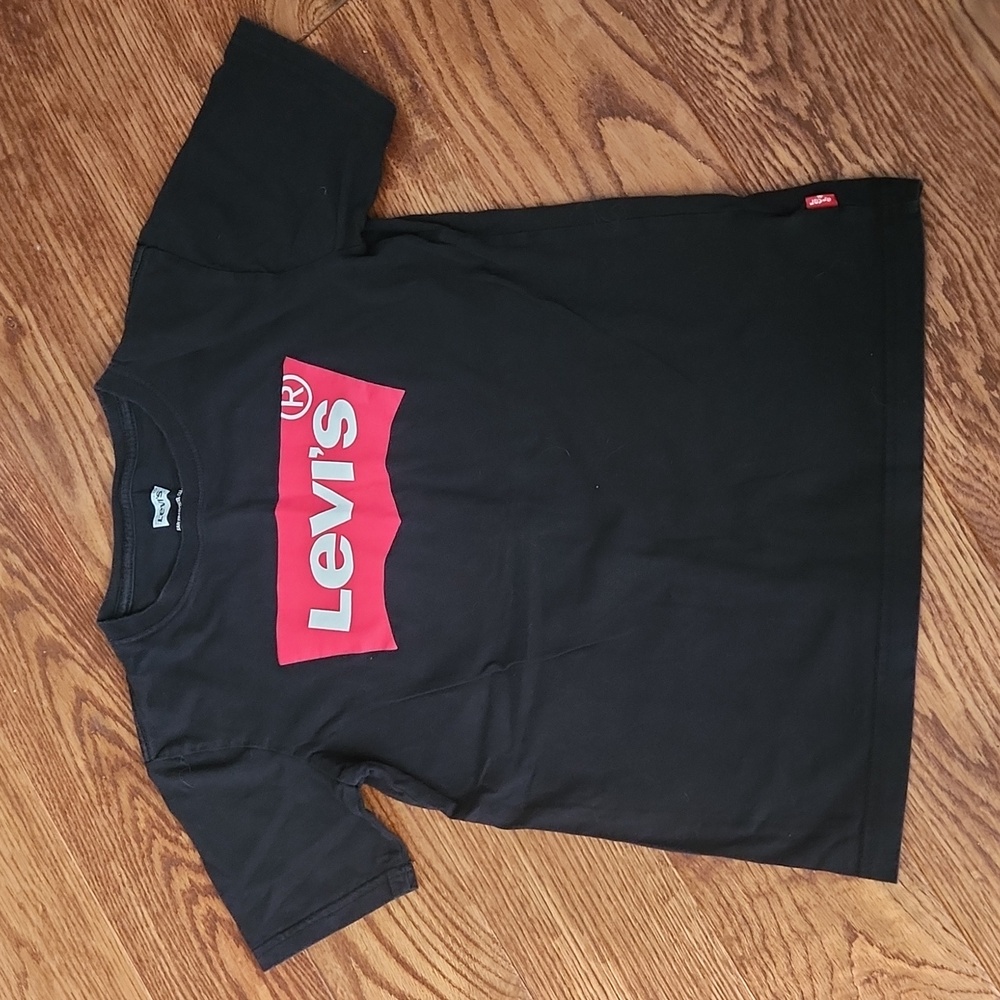 Boy's Levi's Tee - Size 10-12